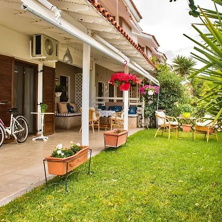 #coconut By Halu! Villas Nikiti (Sithonia)